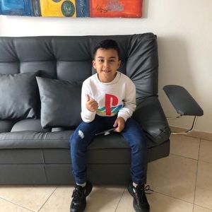 Meet your Posher, Andres